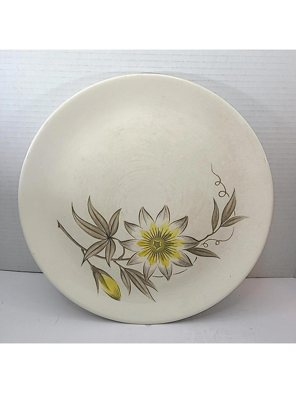 Vintage Nasco Star Flower Hand Decorated 11.75" Floral Dinner Plate